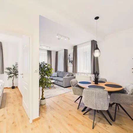 Stadtapartments Luna By Cosy Homes Апартаменты *